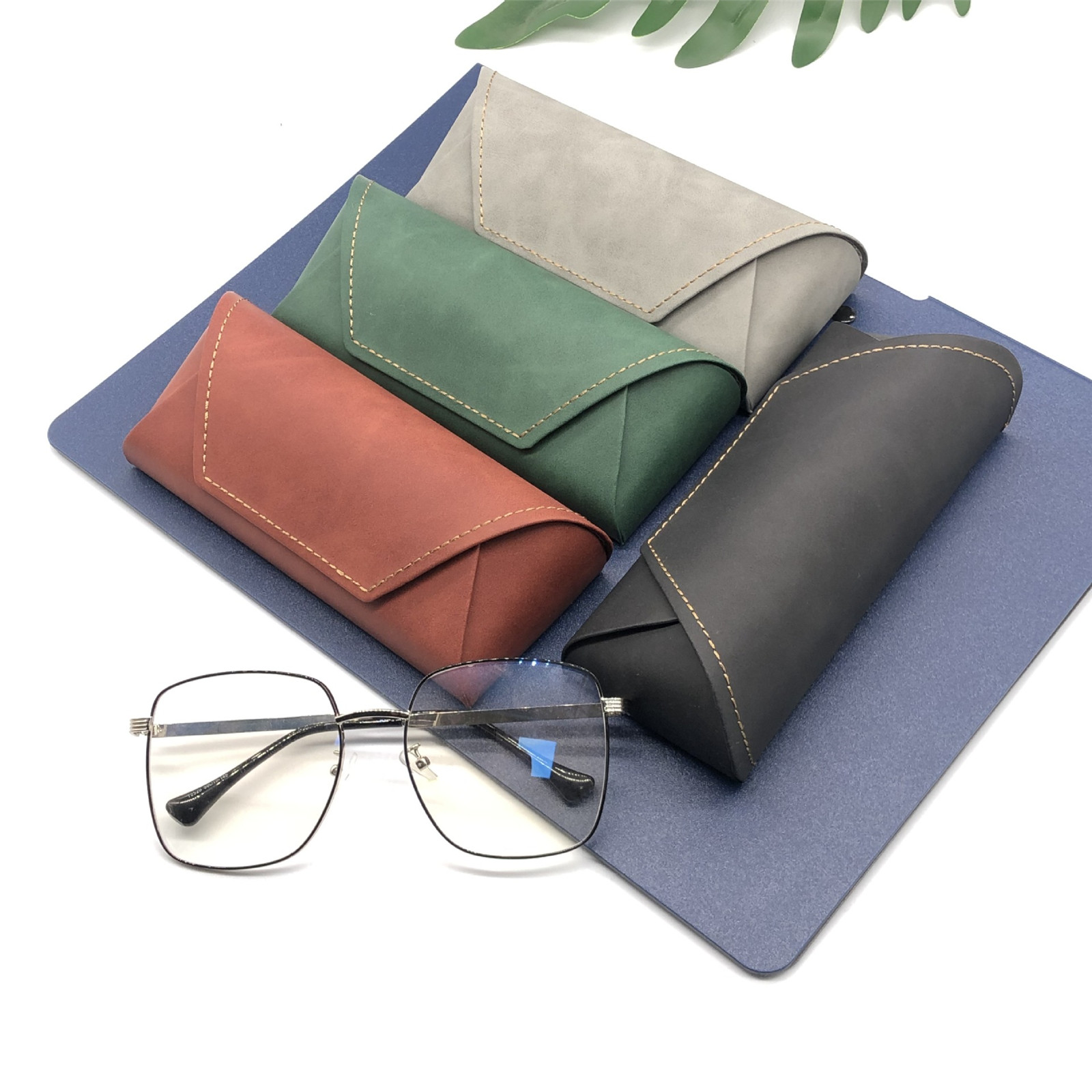 Gözlük Kutusu Pu + Metal Gözlü - Travel Accessories Ideas incelemesi ve fiyatı