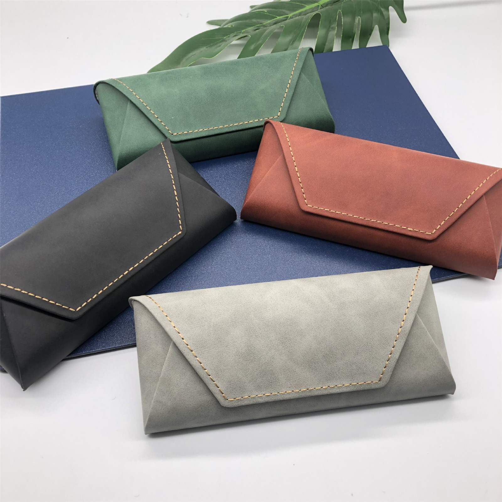 Gözlük Kutusu Pu + Metal Gözlü - Travel Accessories Ideas incelemesi ve fiyatı